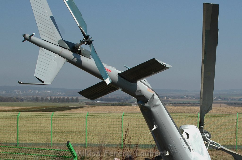 Hubschrauber abgestuerzt Ahrweiler Gelsdorf P36.JPG